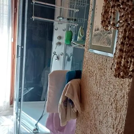 Appartement Chaleureux Dans Une Maison En Pierre Mireval Esterno foto