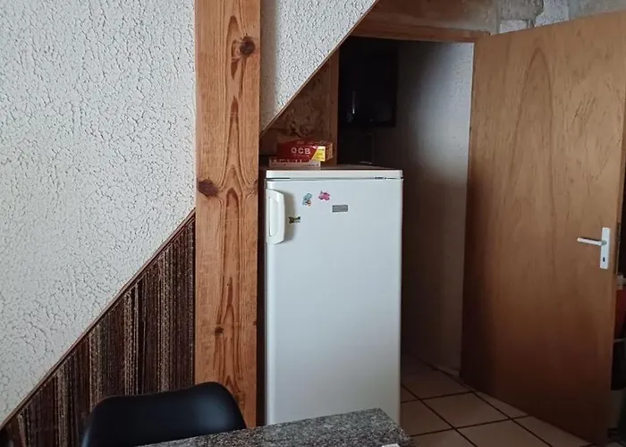 Appartement Chaleureux Dans Une Maison En Pierre