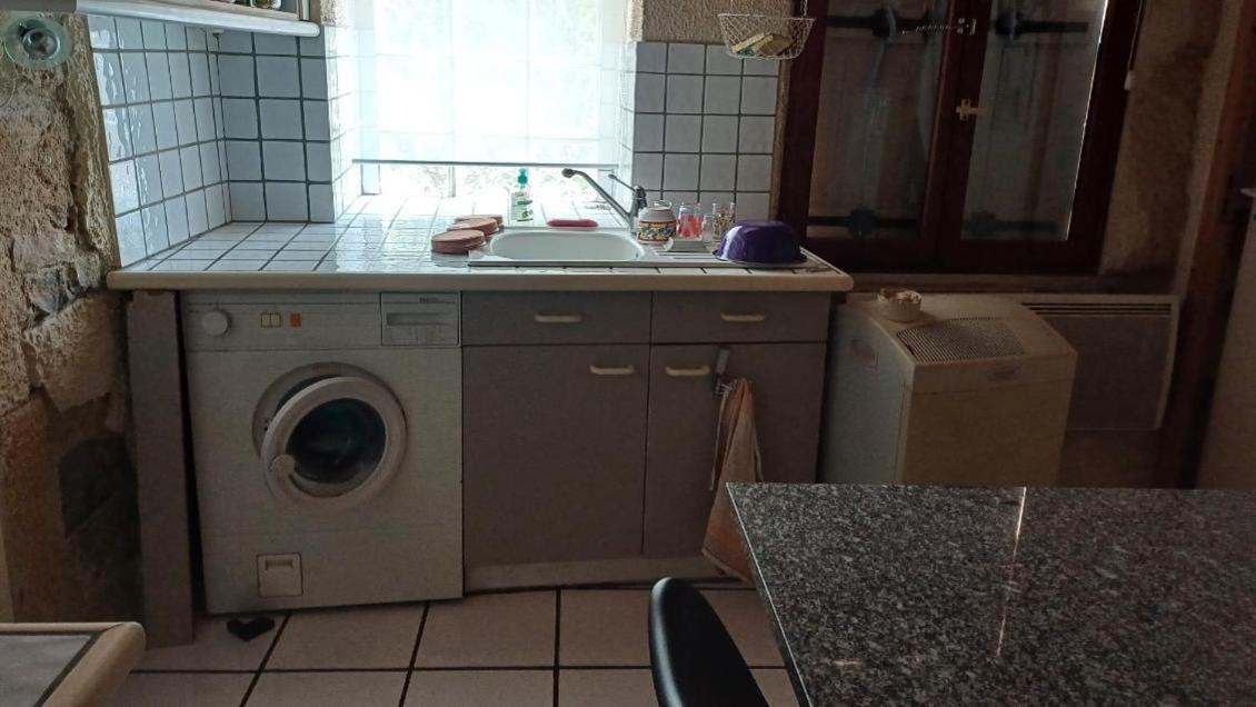 Appartement Chaleureux Dans Maison En Pierre
